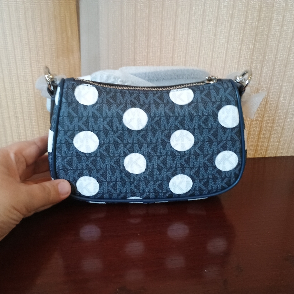 Michael Kors Carmela Small Polka Dot Pochette NWT - Picture 2 of 4